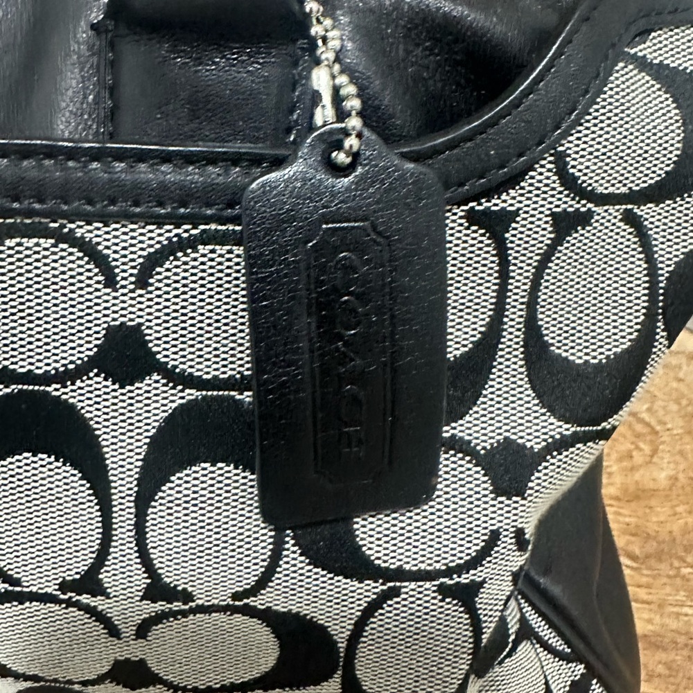 Coach Black Signature Canvas Satchel - Picture 4 of 12